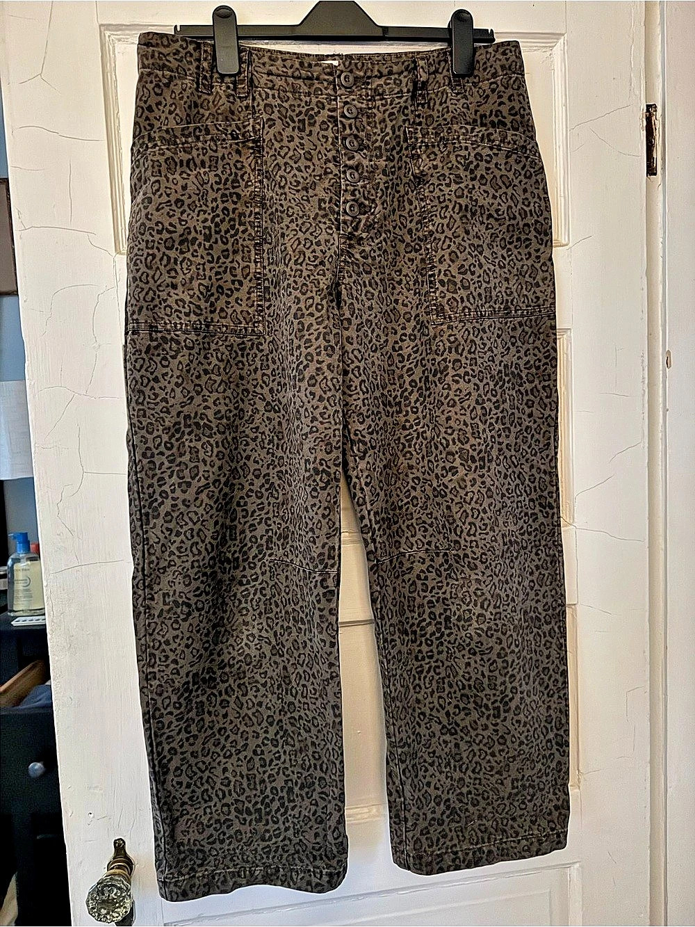 LUCKY BRAND Canvas Leopard Print Barrel Leg Utility Pant Size 12 Like New